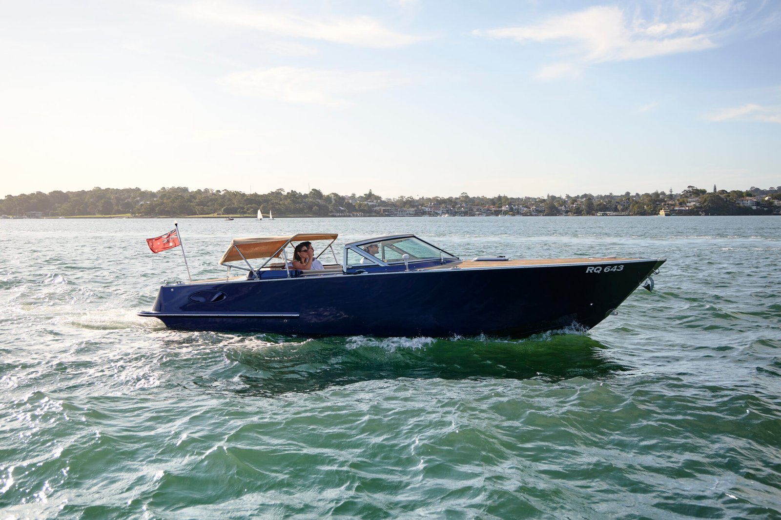 Wondering why choose Sydney Luxury Tours? Discover the difference: private guided experiences, luxury service, and expert local guides tailored to you.